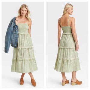 Universal Thread smocked sleeveless tiered midi dress green cream floral ruffle